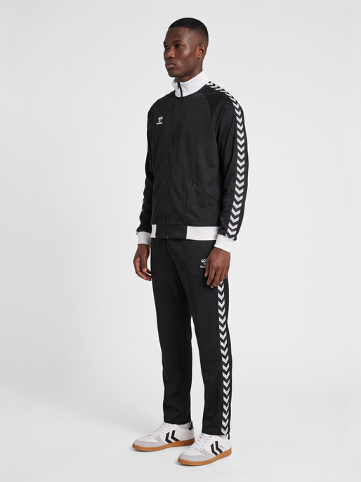 hmlROOT TRACK ZIP JACKET, BLACK, model