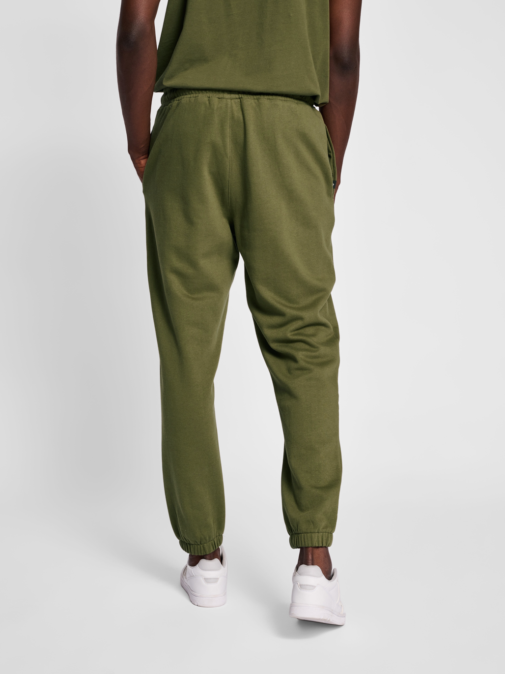 Sweatpants olive green on sale