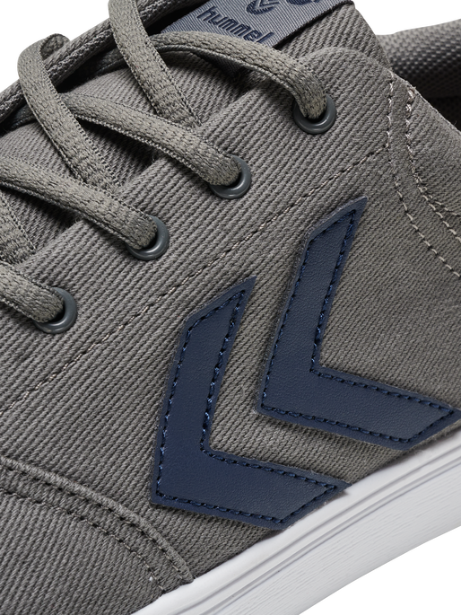 ESSEN, 2004, packshot