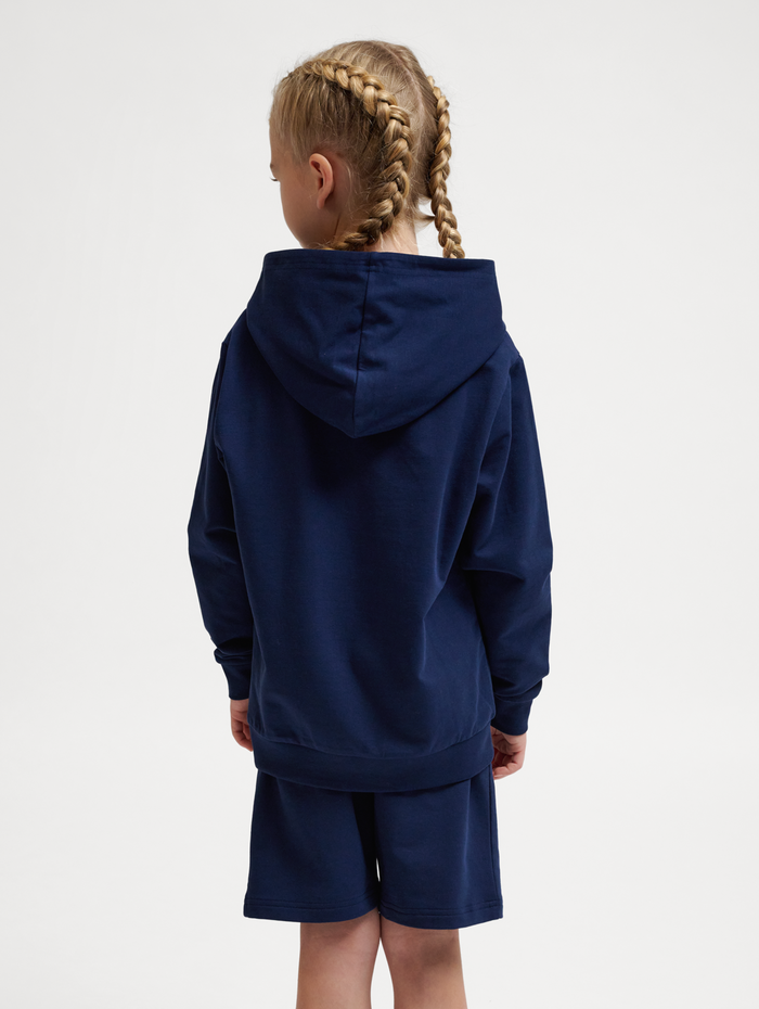hmlTUKAS HOODIE, BLACK IRIS, model