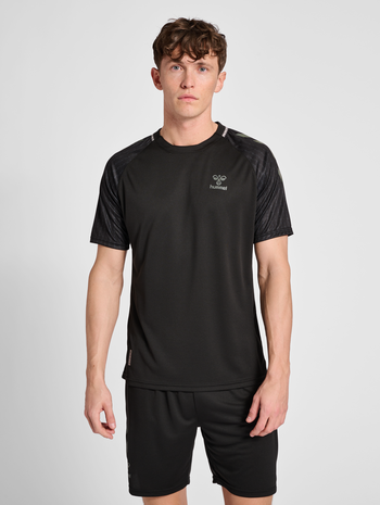 hmlONGRID POLY JERSEY S/S, JET BLACK, model