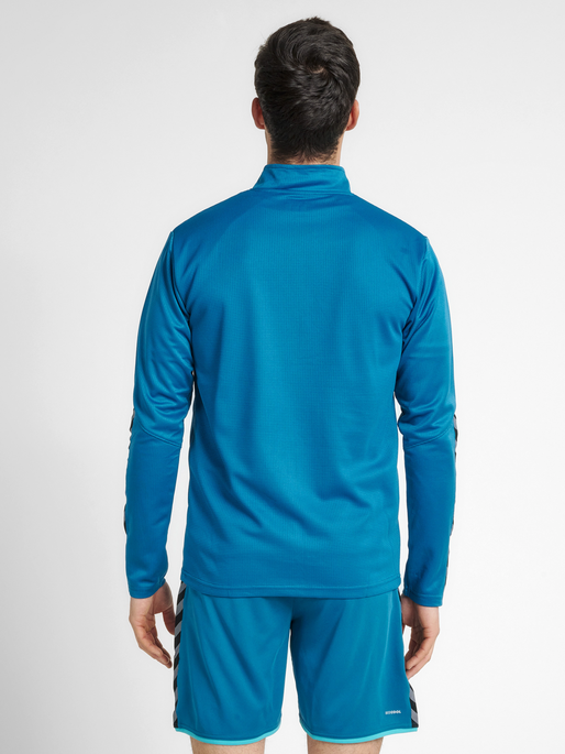 hmlAUTHENTIC HALF ZIP SWEATSHIRT, CELESTIAL, model
