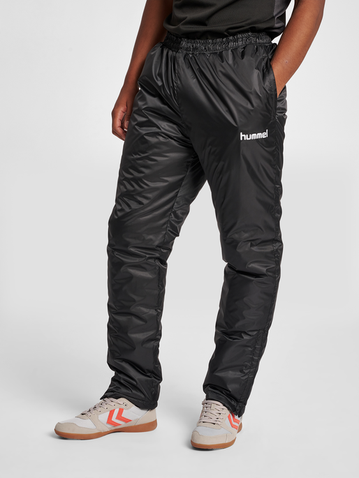 CORE BENCH PANTS, BLACK, model