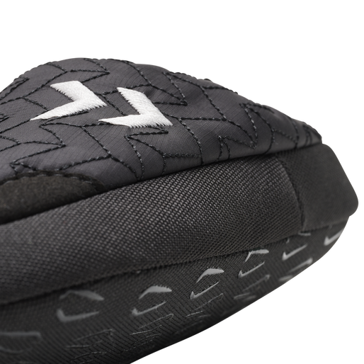 JUNIOR SLIPPER, BLACK, packshot