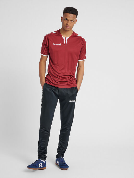 CORE SS POLY JERSEY, MAROON PR, model