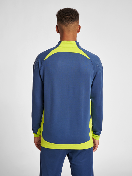 hmlLEAD HALF ZIP, DARK DENIM, model