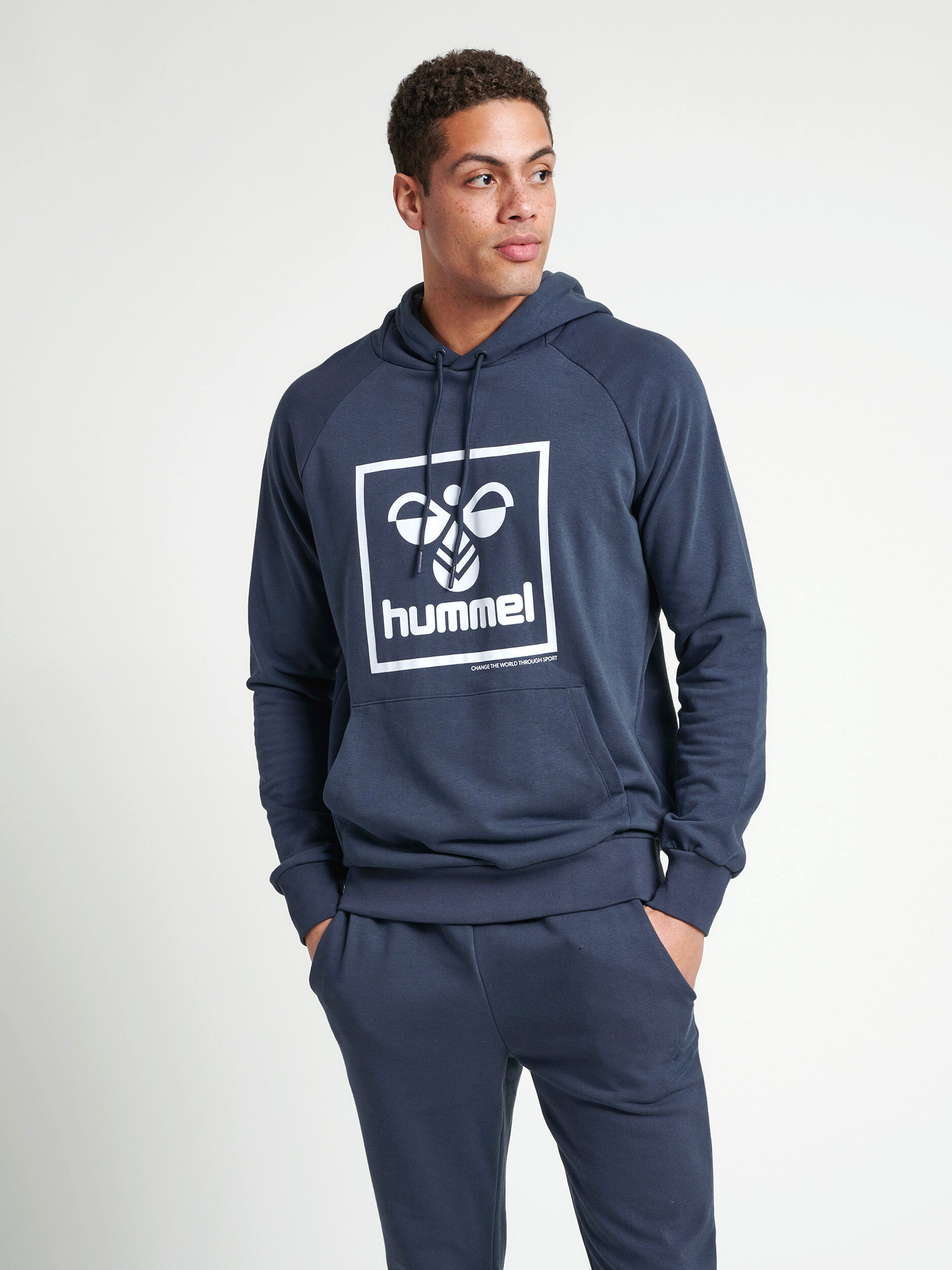 Hummel hotsell isam hoodie