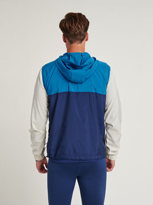 hmlAKELLO LOOSE HALF ZIP JACKET, BLUE SAPPHIRE, model
