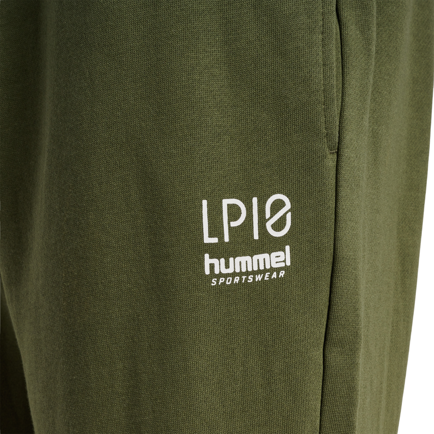 hummel LP10 LOOSE SWEATPANTS - IVY GREEN | hummelsport.de 