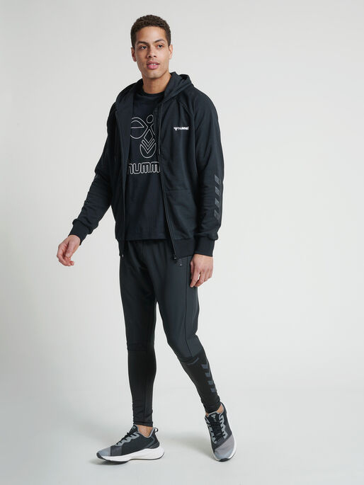 hmlISAM ZIP HOODIE, BLACK, model