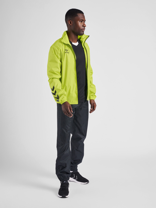 Spray jacket on sale