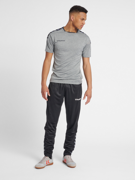 hmlAUTHENTIC POLY JERSEY S/S, GREY MELANGE, model