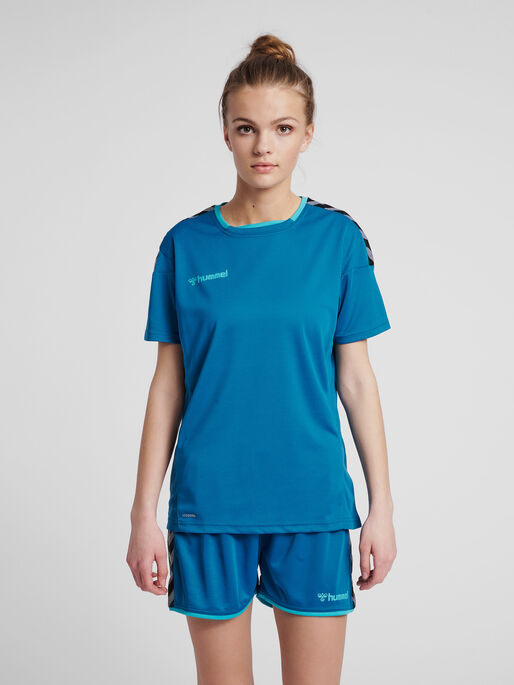 hmlAUTHENTIC POLY JERSEY WOMAN S/S, CELESTIAL, model