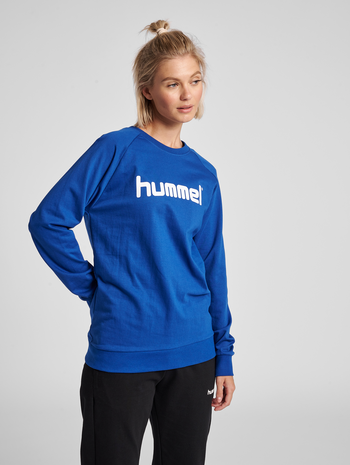 HUMMEL GO COTTON LOGO SWEATSHIRT WOMAN, TRUE BLUE, model