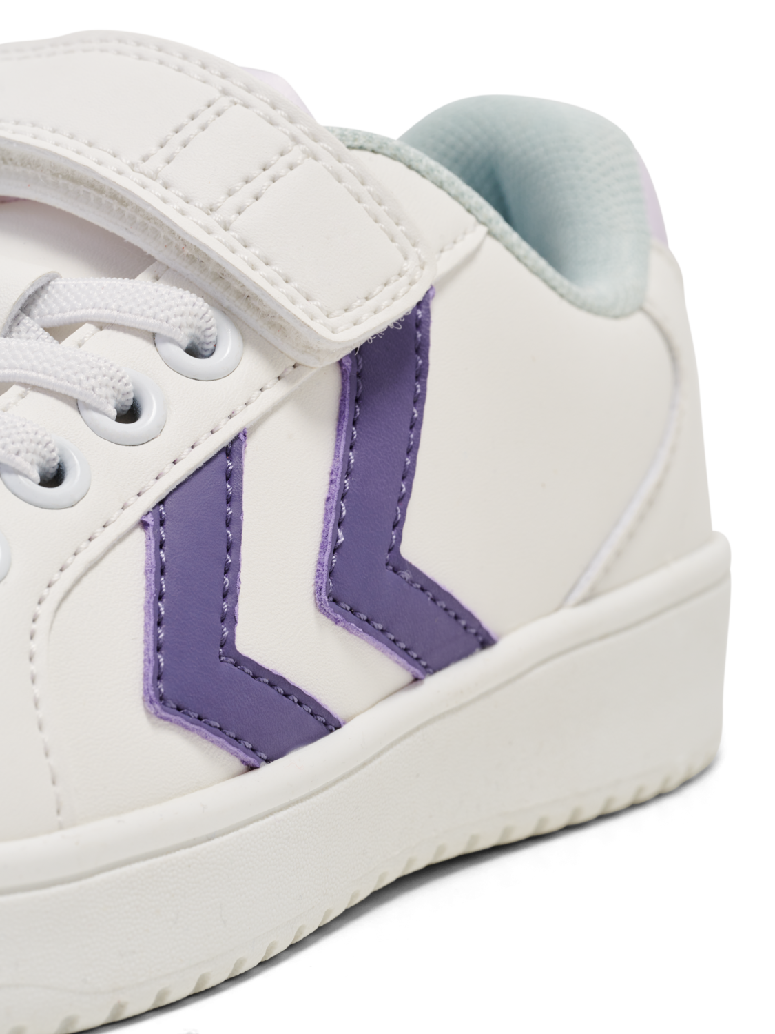 DERBY COURT JR, HERON, packshot