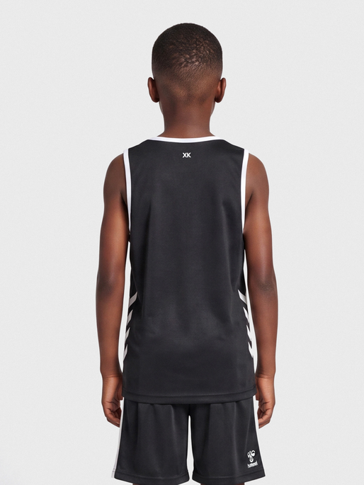 hmlCORE XK BASKET JERSEY KIDS, BLACK, model