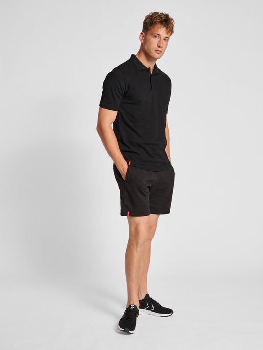 hmlRED CLASSIC POLO, BLACK, model