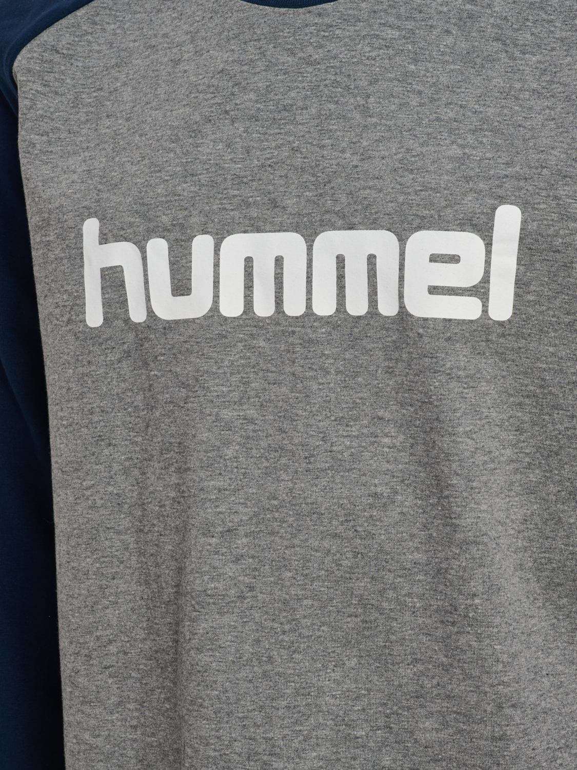 hmlBOYS T-SHIRT L/S, BLACK IRIS/BLACK IRIS, packshot