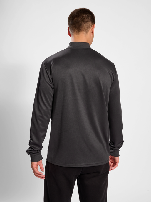 hmlACTIVE PL HALF ZIP, OBSIDIAN, model