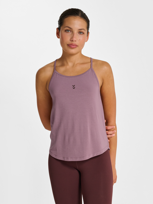 hmlYOGA SOFT W STRAP TOP, WISTFUL MAUVE, model