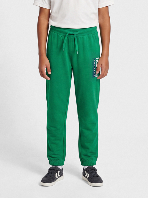 hmlTUKAS PANTS, BOSPHOROUS, model