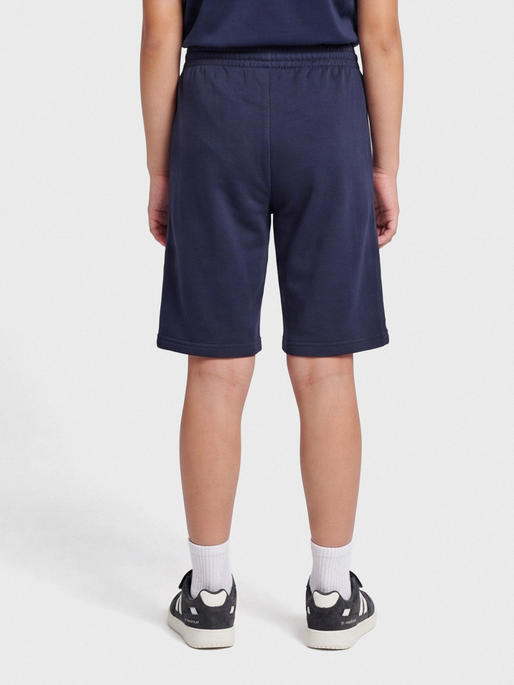 HUMMEL GO KIDS COTTON BERMUDA SHORTS, MARINE, model