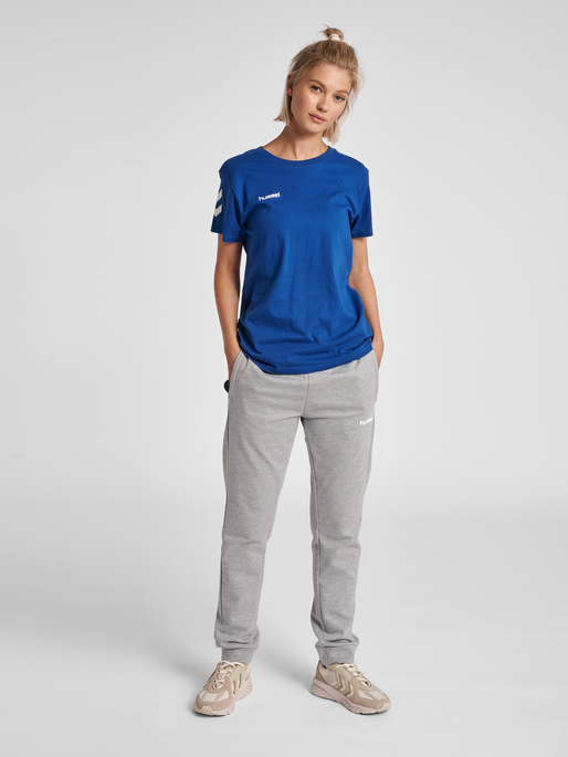 HUMMEL GO COTTON T-SHIRT WOMAN S/S, TRUE BLUE, model