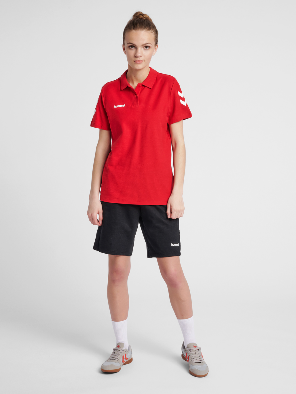 HUMMEL GO COTTON POLO WOMAN, TRUE RED, model