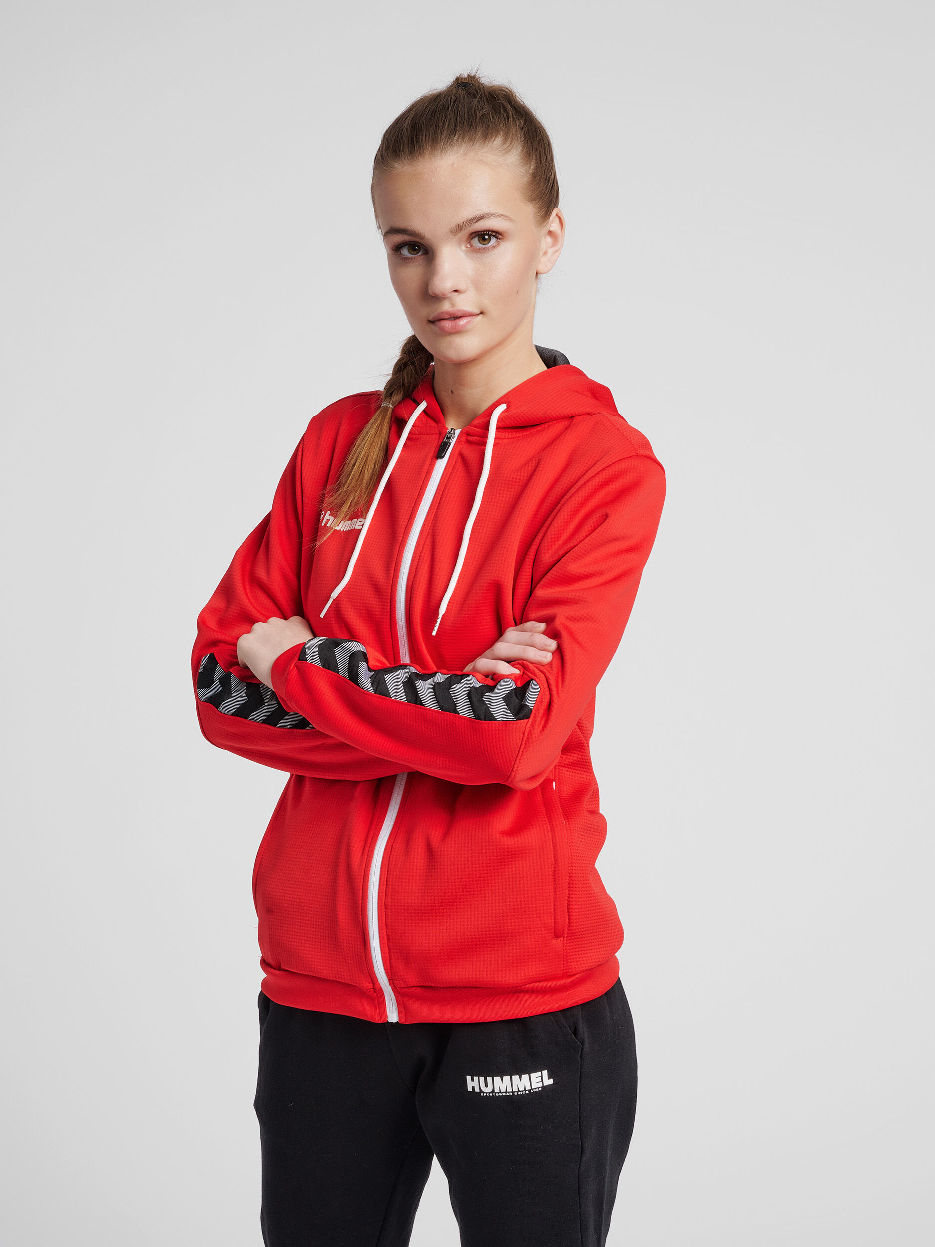 Hummel sales zip hoodie