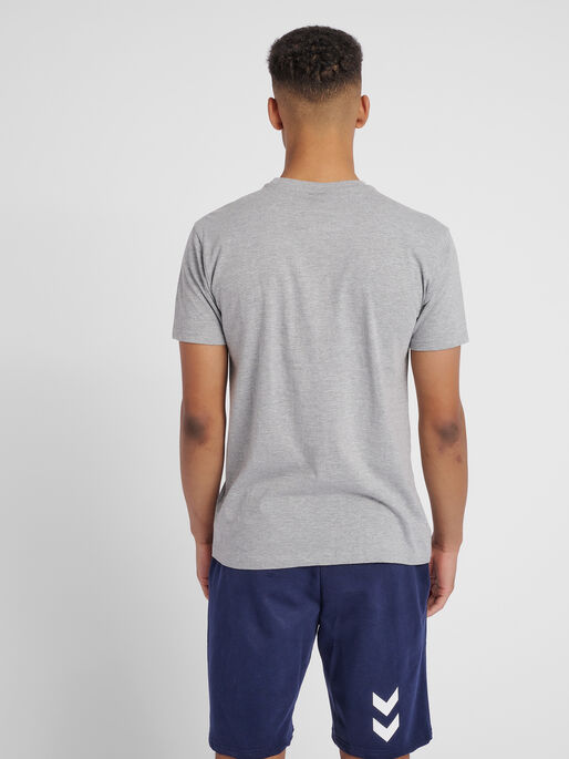 HUMMEL GO COTTON LOGO T-SHIRT S/S, GREY MELANGE, model