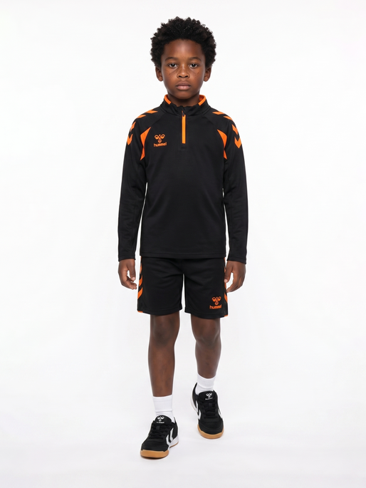 hmlCORE 2.0 SHORTS KIDS, BLACK/ORANGE TIGER, model