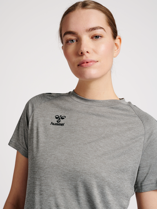 hmlCORE XK CORE POLY TEE  S/S WOMAN, GREY MELANGE, model