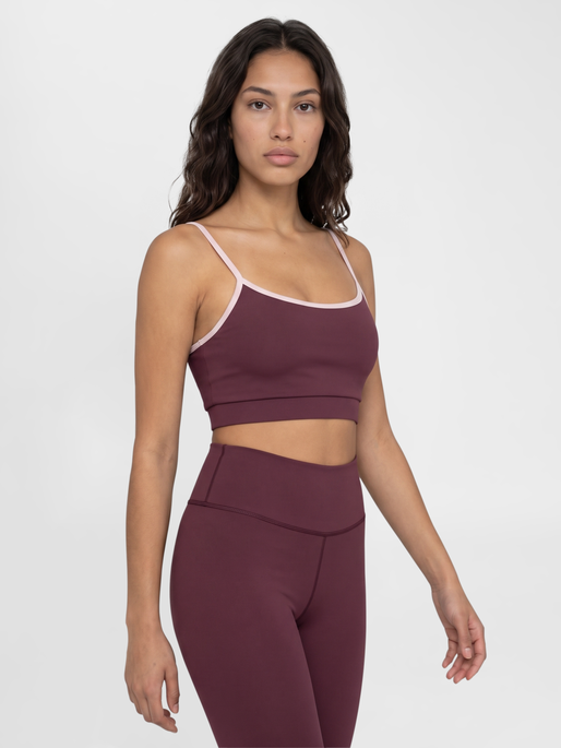 hmlBALANCE SPORTS BRA, CATAWBA GRAPE, model