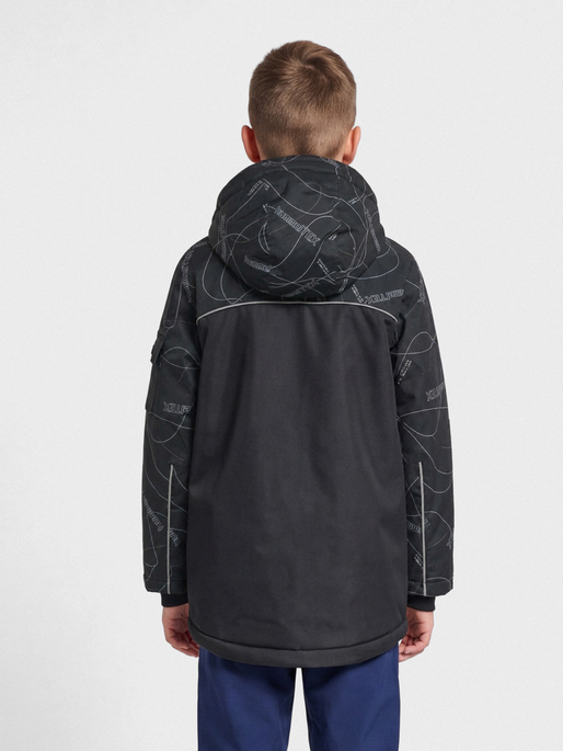 hmlCONQUER XY TEX JACKET, BLACK, model