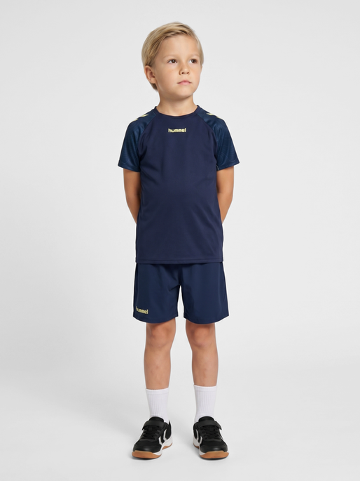 hmlBLAZE 2.0 TRAINING JERSEY KIDS, MARINE/SHADOW LIME, model