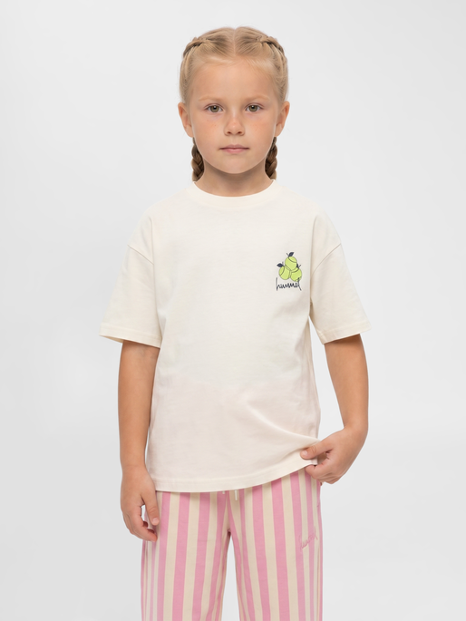 hmlMIO BOXY T-SHIRT S/S, PINK LADY, model