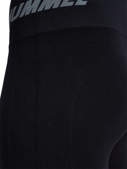 hmlTE PACE SEAMLESS HW TIGHTS PLUS, BLACK hmlTE PACE SEAMLESS HW TIGHTS PLUS, BLACK, packshot