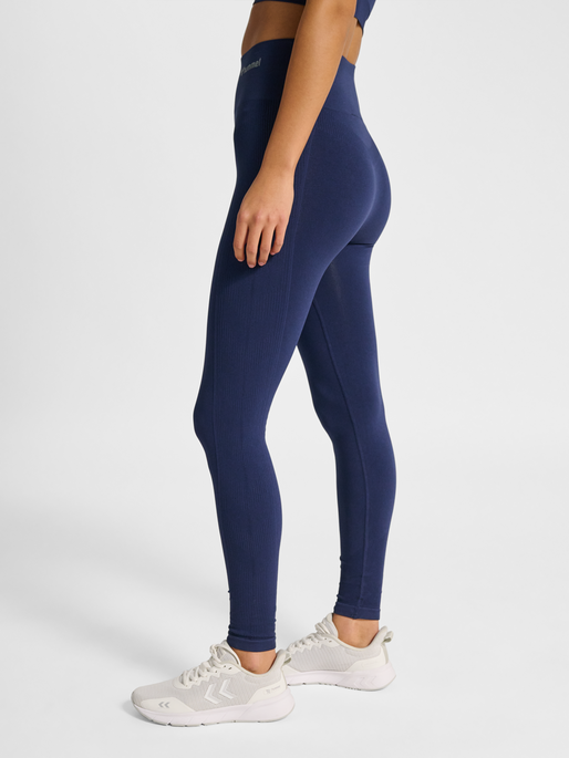 hmlTIF SEAMLESS HIGH WAIST TIGHTS, BLACK IRIS, model