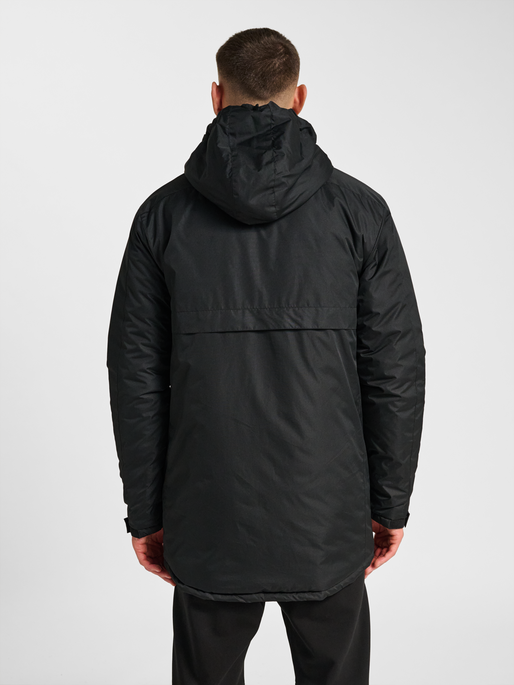 hmlGO PARKA JACKET, BLACK hmlGO PARKA JACKET, BLACK, model