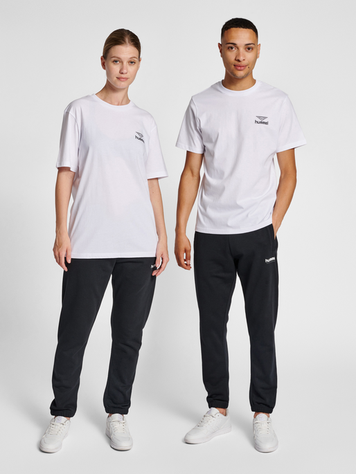hmlLGC DAVID T-SHIRT, 9001, model