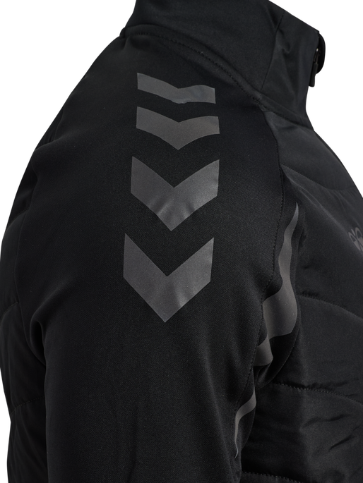 hmlBTC WINTER TRAINING JACKET, BLACK hmlBTC WINTER TRAINING JACKET, BLACK, packshot