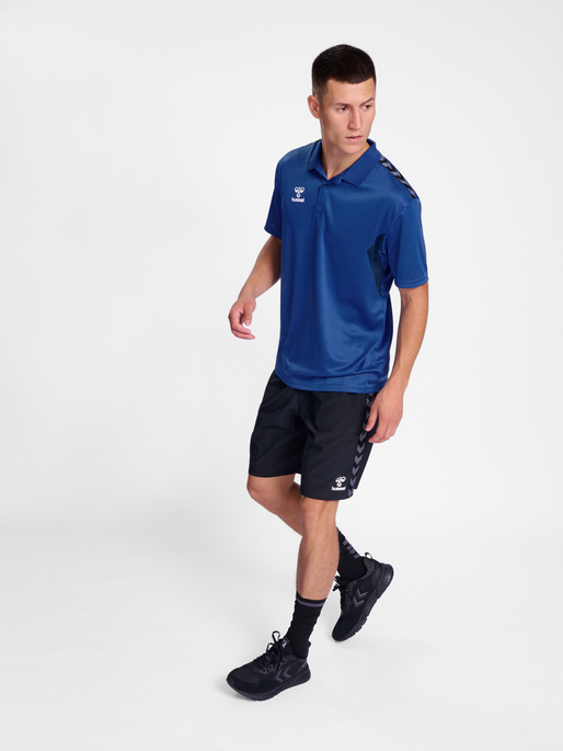 hmlAUTHENTIC FUNCTIONAL POLO, TRUE BLUE, model