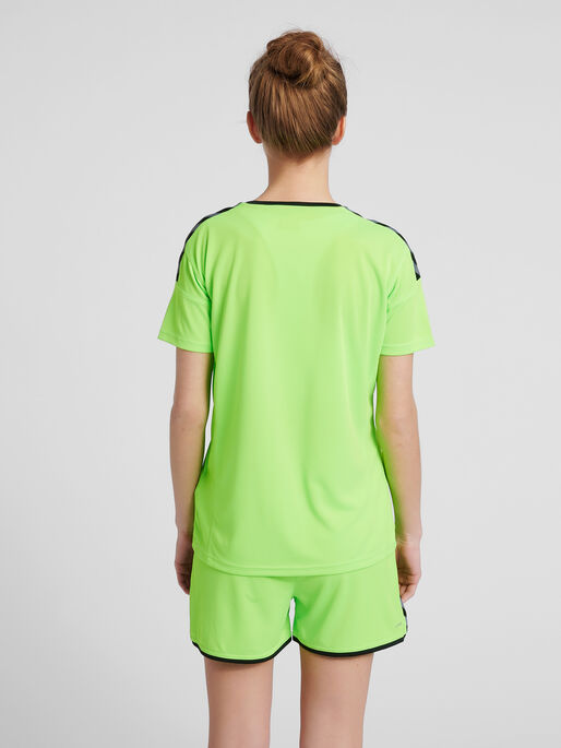hmlAUTHENTIC POLY JERSEY WOMAN S/S, GREEN GECKO, model