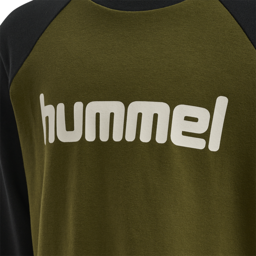 hmlBOYS T-SHIRT L/S, DARK OLIVE hmlBOYS T-SHIRT L/S, DARK OLIVE, packshot