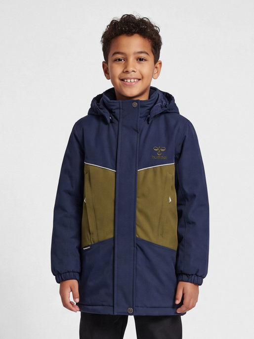 hmlCONRAD TEX JACKET, BLACK IRIS, model