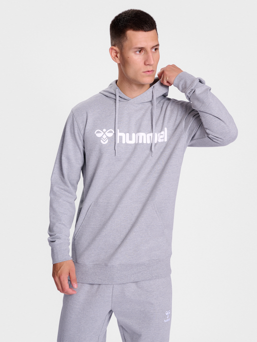 hmlGO 2.0 LOGO HOODIE, GREY MELANGE, model