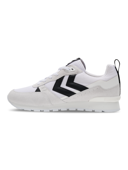Hummel white best sale shoes