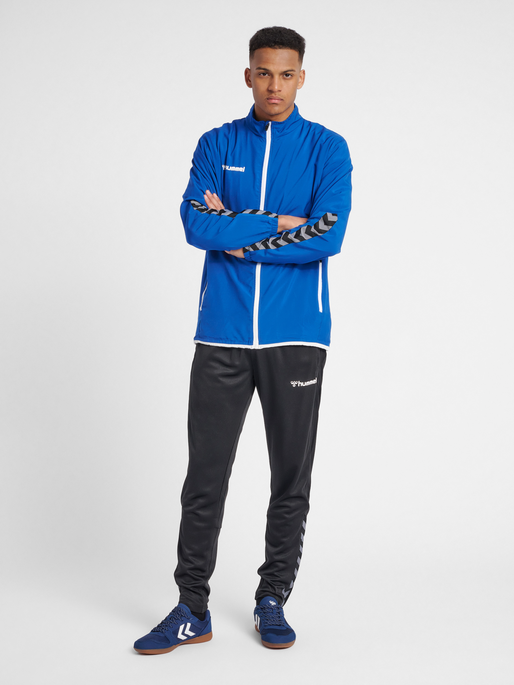hmlAUTHENTIC MICRO JACKET, TRUE BLUE, model