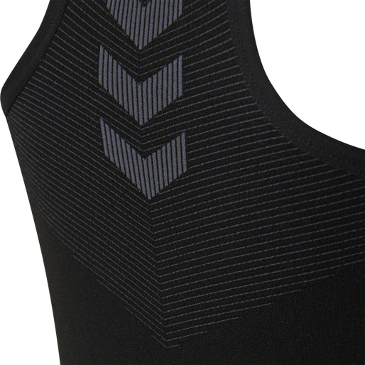 HUMMEL FIRST SEAMLESS TANK TOP WOMAN, BLACK HUMMEL FIRST SEAMLESS TANK TOP WOMAN, BLACK, packshot