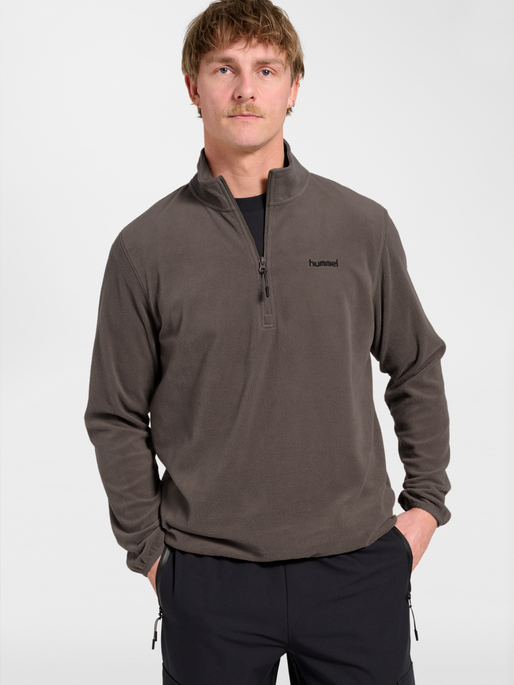 hmlACTIVE HALFZIP FLEECE JACKET, MAJOR BROWN, model